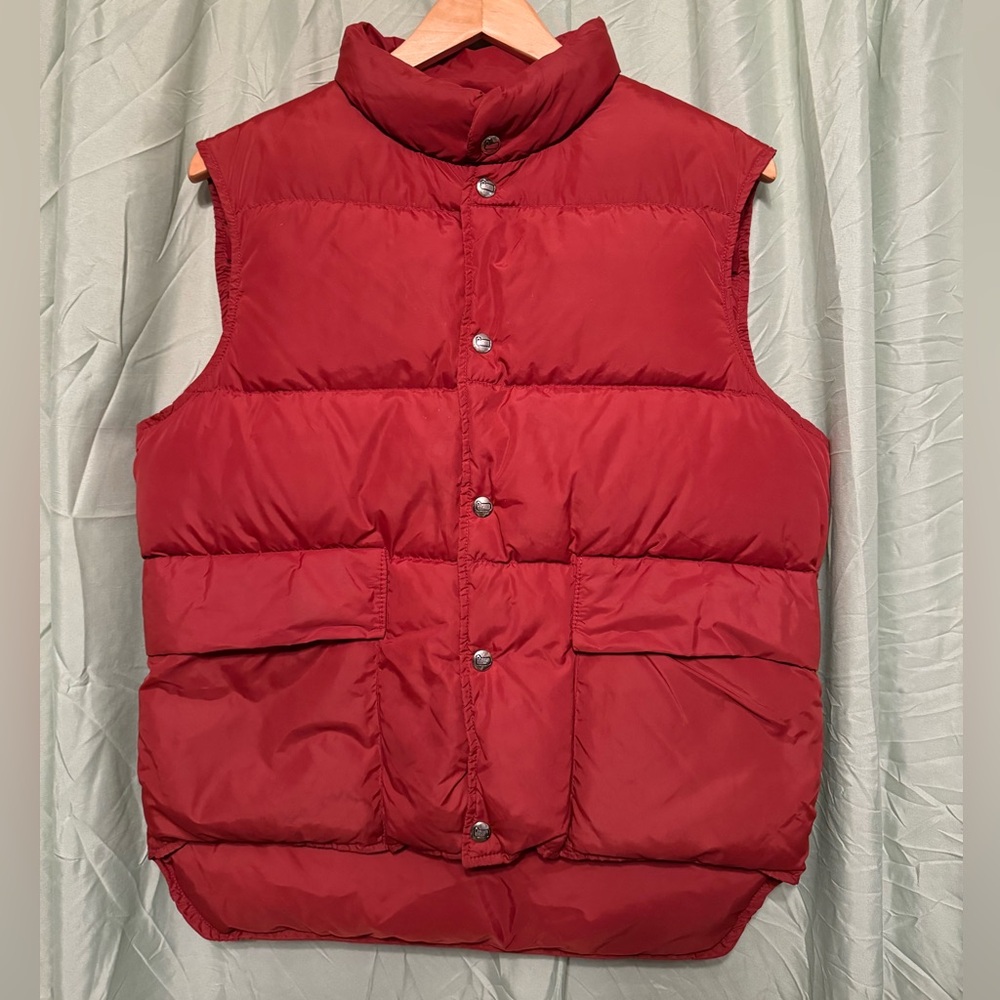 Vintage 80’s Woolrich Puffer Vest Men’s Size M Down Filled Snap Front 21676